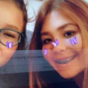 Meet your Posher, Layla